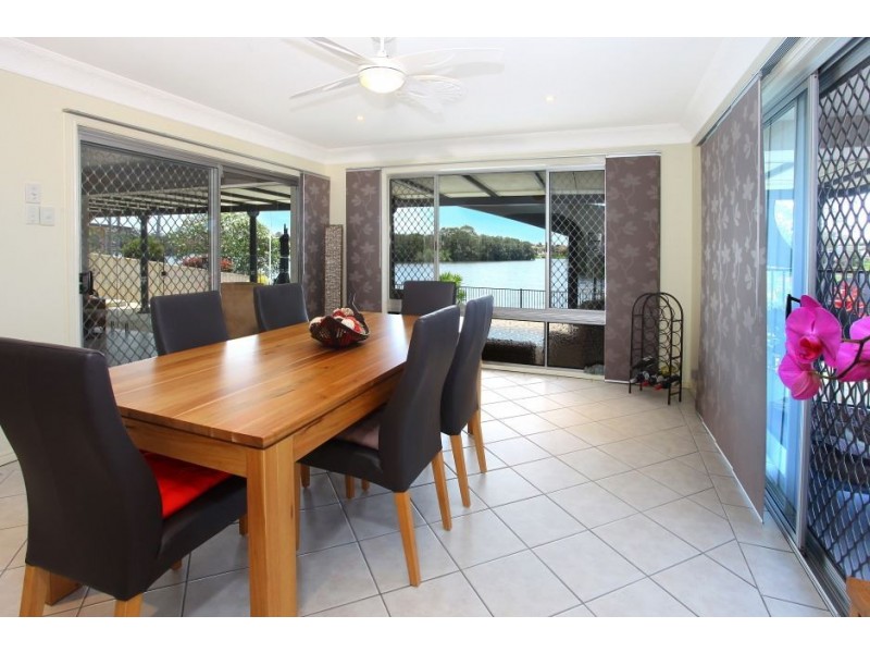 84 Manly Drive, Robina QLD 4226