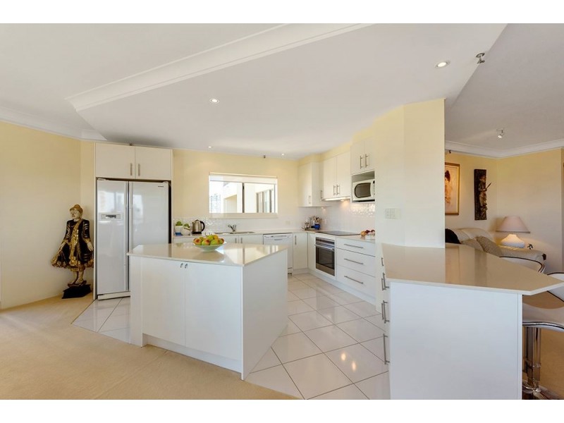 115/2 Admiralty Drive, Surfers Paradise QLD 4217