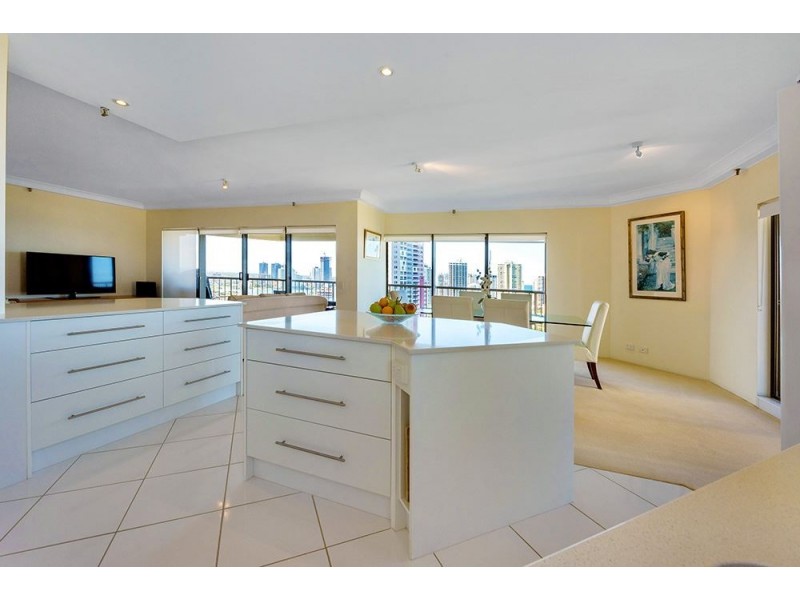 115/2 Admiralty Drive, Surfers Paradise QLD 4217