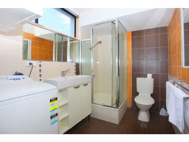 23/2877 Gold Coast Highway, Surfers Paradise QLD 4217
