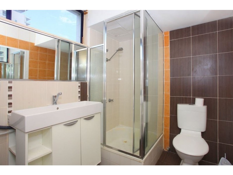 23/2877 Gold Coast Highway, Surfers Paradise QLD 4217