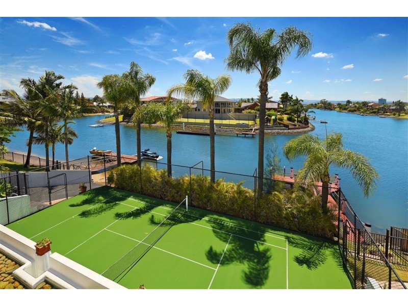 62 Blair Athol Crescent, Sorrento QLD 4217