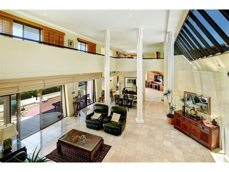 62 Blair Athol Crescent, Sorrento QLD 4217