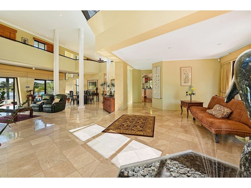 62 Blair Athol Crescent, Sorrento QLD 4217