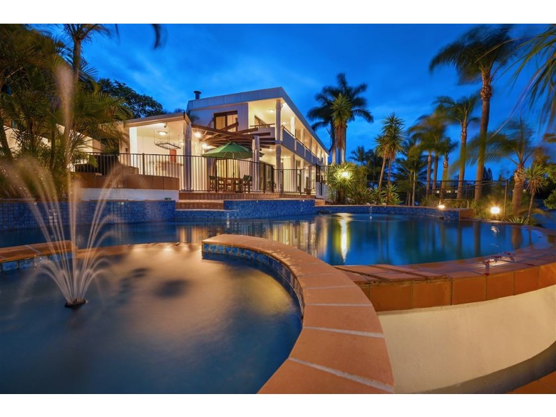 62 Blair Athol Crescent, Sorrento QLD 4217