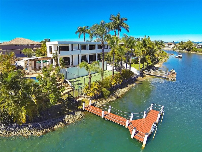 62 Blair Athol Crescent, Sorrento QLD 4217