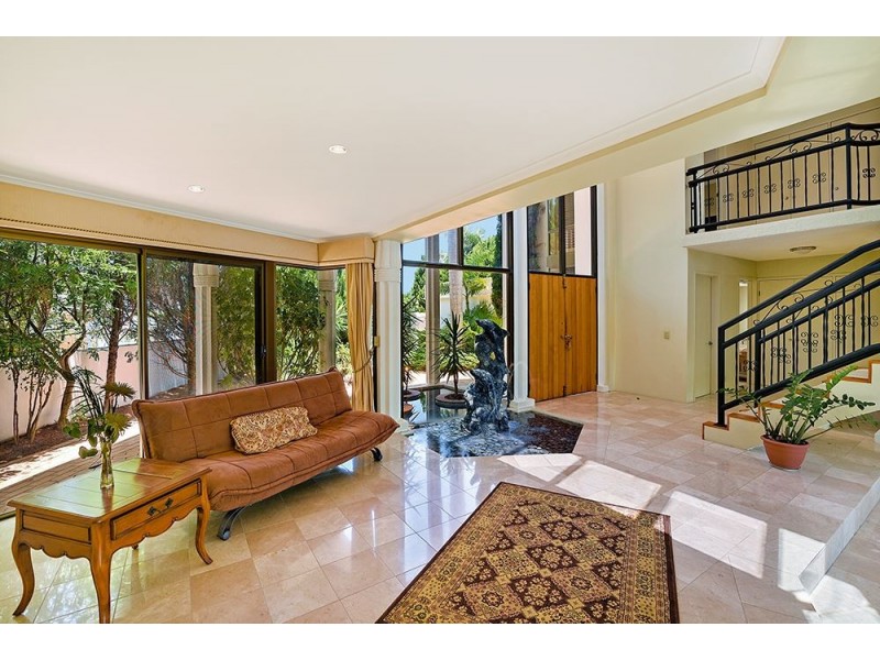 62 Blair Athol Crescent, Sorrento QLD 4217