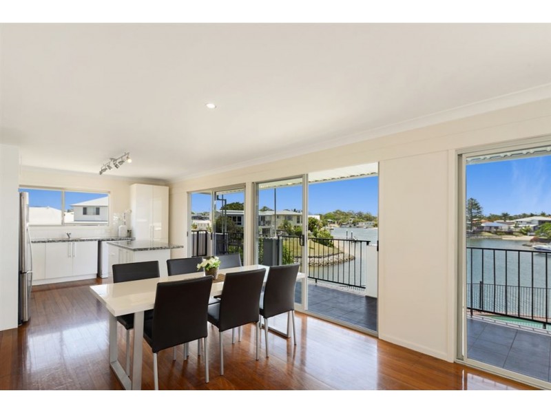 13 Coral Gables Key, Broadbeach Waters QLD 4218
