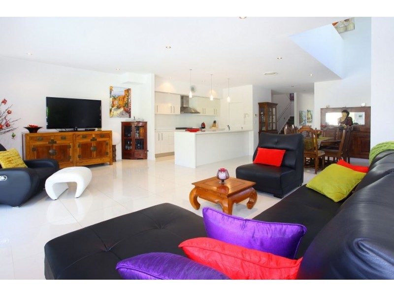 5023a Riverwood Grove, Benowa QLD 4217