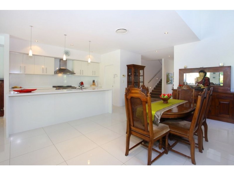 5023a Riverwood Grove, Benowa QLD 4217