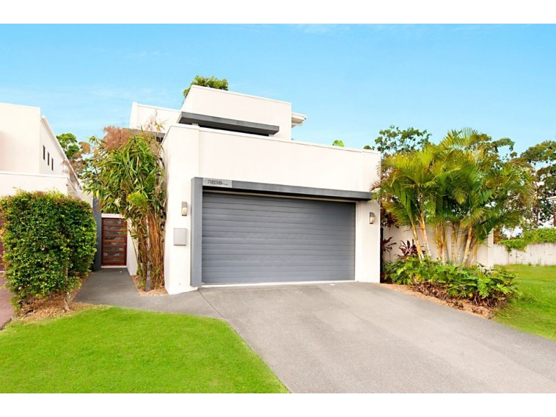 2/7023 Circa Vista, Benowa QLD 4217