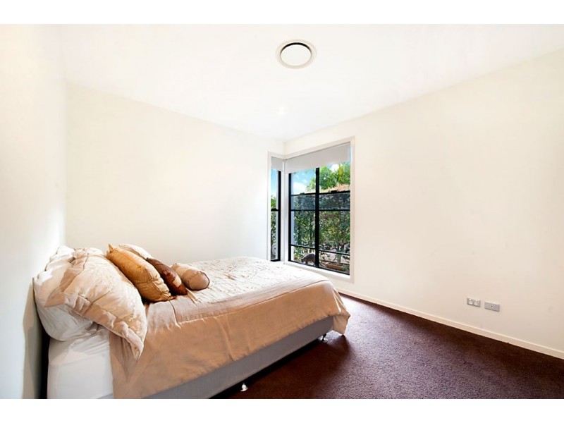 2/7023 Circa Vista, Benowa QLD 4217