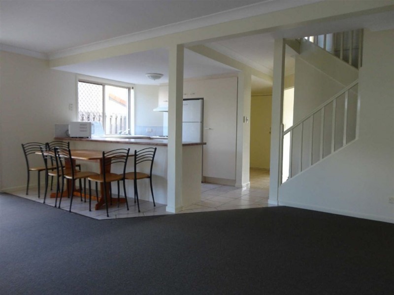 5/99 Greenacre Dr, Parkwood QLD 4214