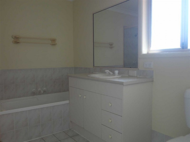 5/99 Greenacre Dr, Parkwood QLD 4214