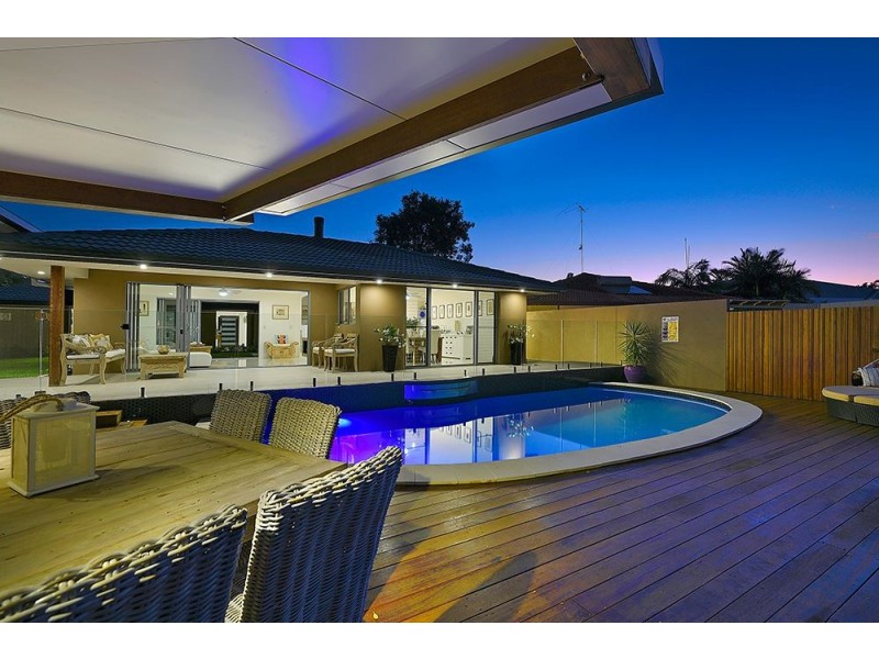 3 Balmoral Avenue, Sorrento QLD 4217