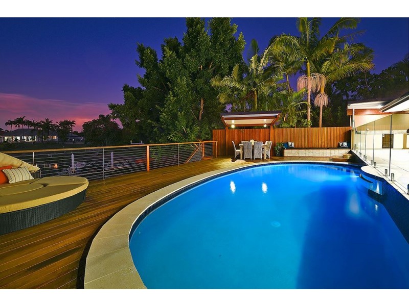 3 Balmoral Avenue, Sorrento QLD 4217