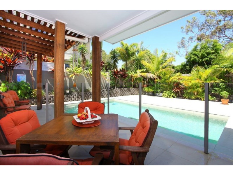 5023A Riverwood Grove, Benowa QLD 4217