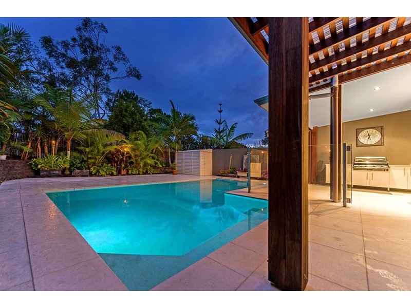 5023A Riverwood Grove, Benowa QLD 4217