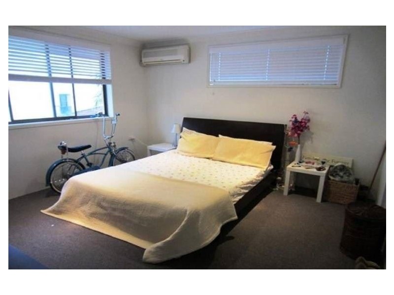 9/16 St Kilda Avenue, Broadbeach QLD 4218