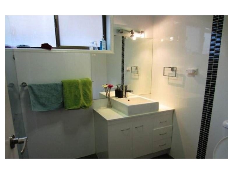 9/16 St Kilda Avenue, Broadbeach QLD 4218