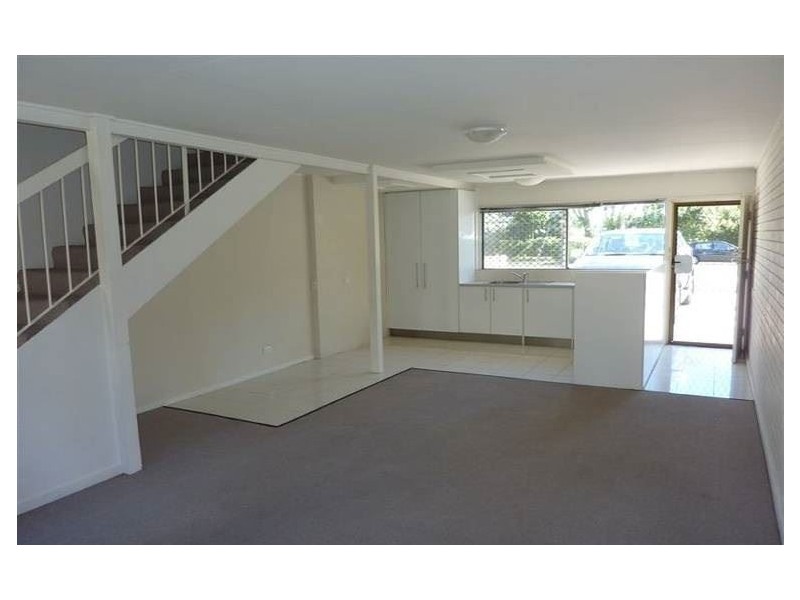 14/6 Stanhill Drive, Chevron Island QLD 4217