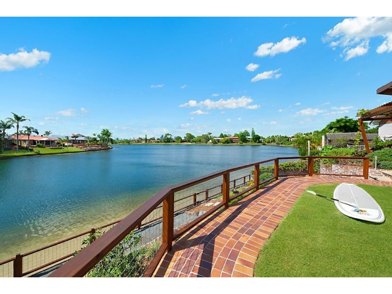 13 Deloraine Court, Mermaid Waters QLD 4218