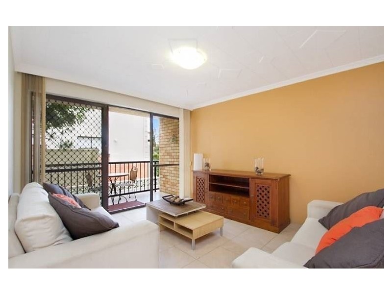 2/200 Surf Parade, Surfers Paradise QLD 4217