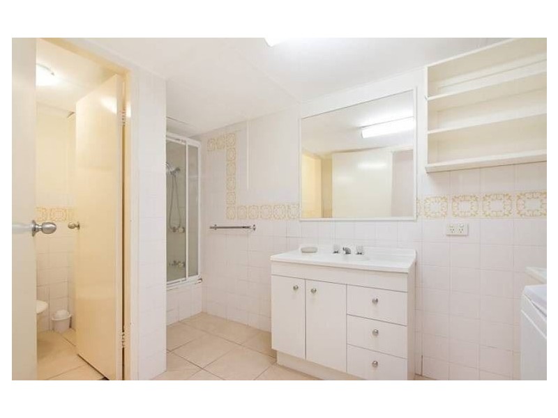 2/200 Surf Parade, Surfers Paradise QLD 4217