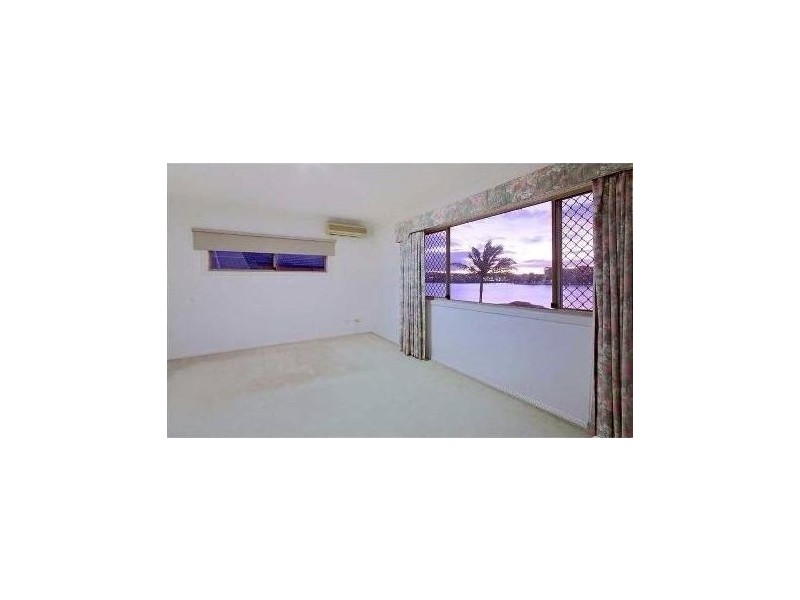 25 Northwestern Court, Varsity Lakes QLD 4227