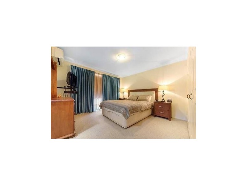 17 Tekapo Street, Broadbeach Waters QLD 4218