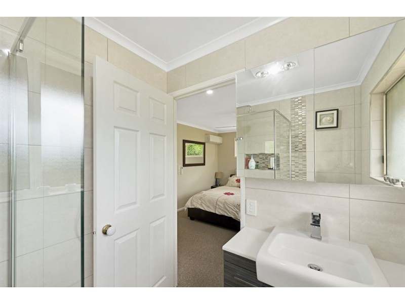 6 Alcott Court, Parkwood QLD 4214