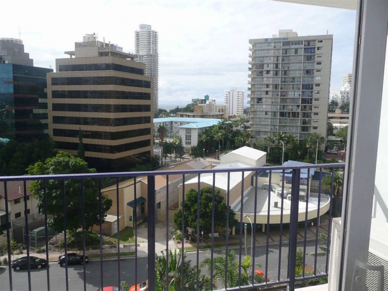 7B/2  Riverview Pde Condor, Surfers Paradise QLD 4217