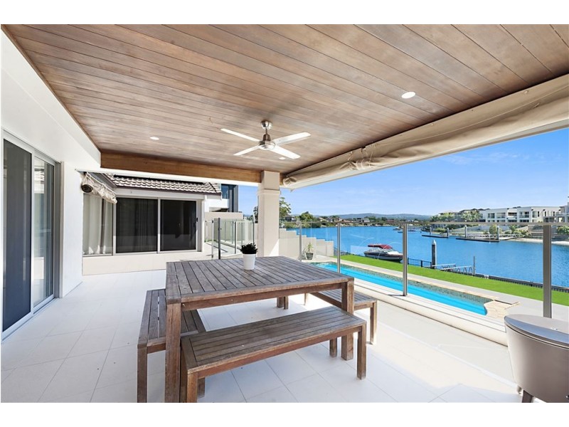 36 River Crescent, Broadbeach Waters QLD 4218
