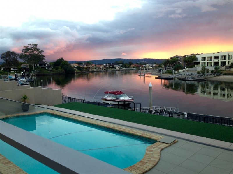 36 River Crescent, Broadbeach Waters QLD 4218