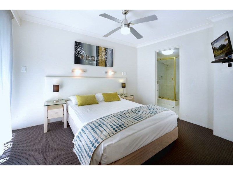 5B/510 Marine Parade, Biggera Waters QLD 4216