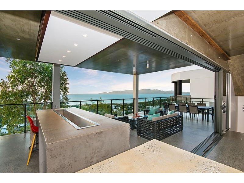 53 Yarrawonga Drive, Castle Hill QLD 4810