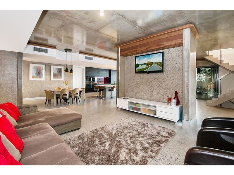 53 Yarrawonga Drive, Castle Hill QLD 4810