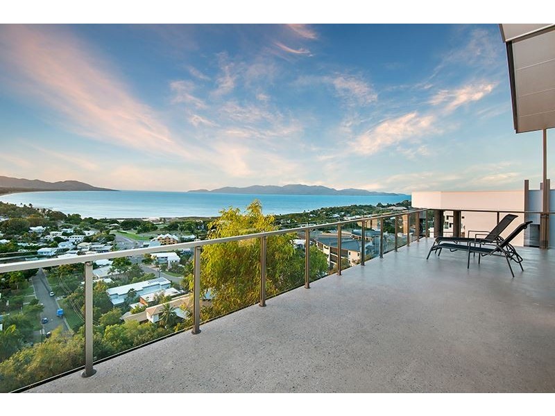 53 Yarrawonga Drive, Castle Hill QLD 4810