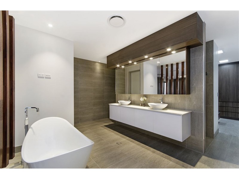 53 Yarrawonga Drive, Castle Hill QLD 4810