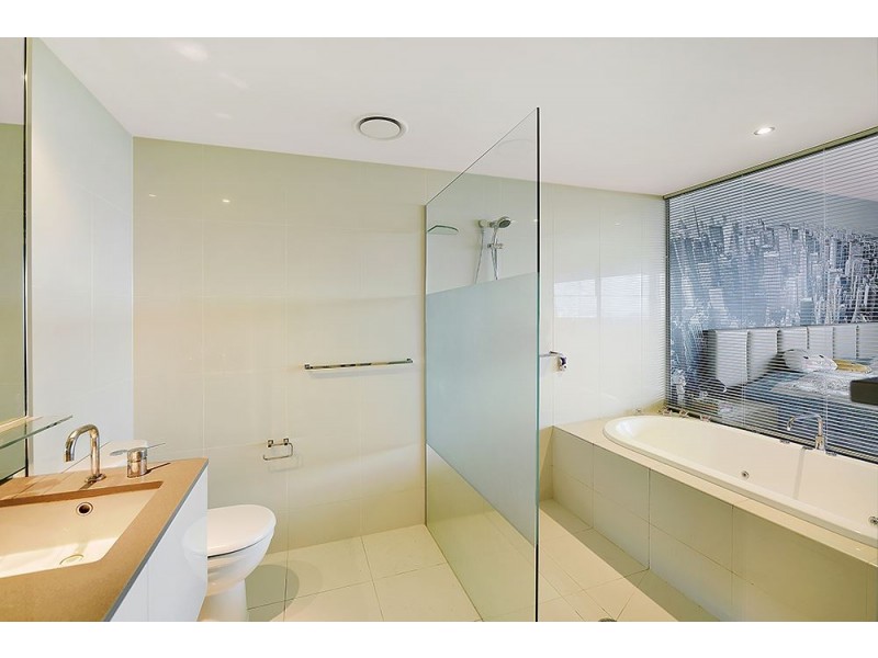 1403/9 Ferny Avenue, Surfers Paradise QLD 4217