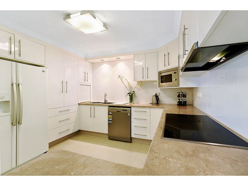 6/4 Thornton Street, Surfers Paradise QLD 4217