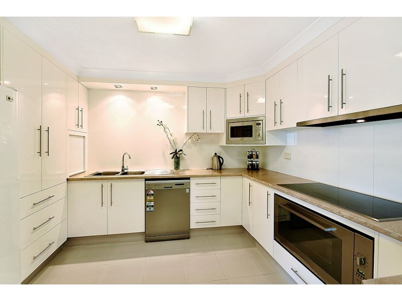 6/4 Thornton Street, Surfers Paradise QLD 4217