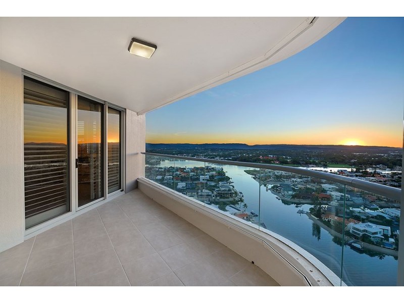 152/12 Commodore Drive, Paradise Waters QLD 4217