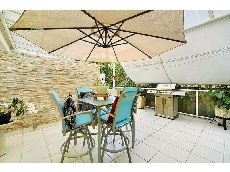 104/212 Marine Parade, Labrador QLD 4215