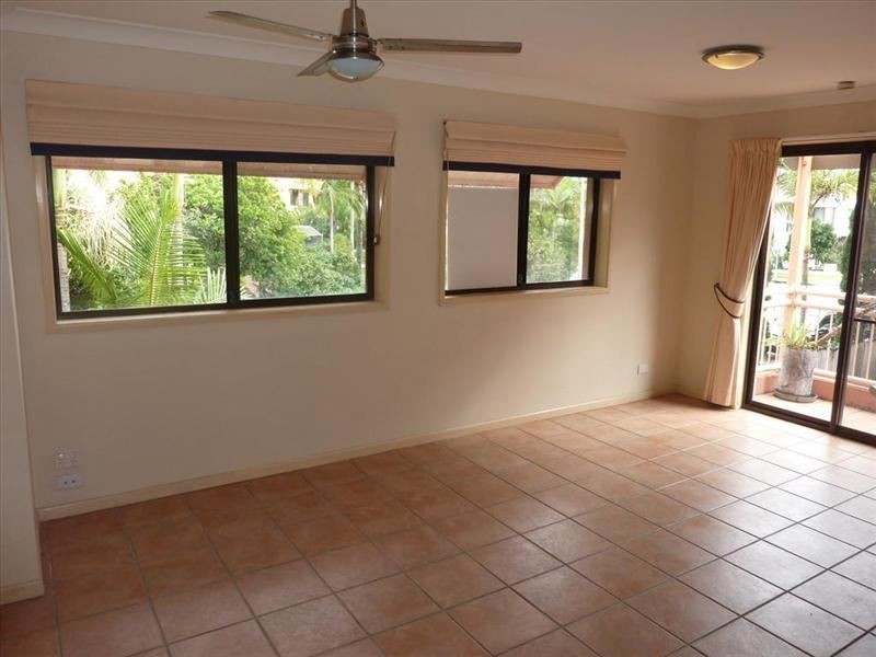 5/175 Surf Parade, Broadbeach QLD 4218