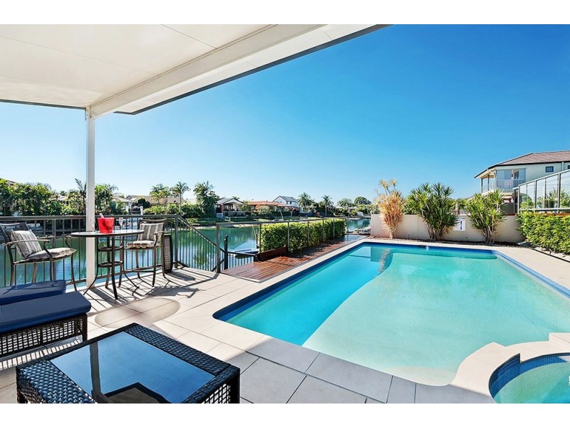 31 Goolagong Court, Broadbeach Waters QLD 4218