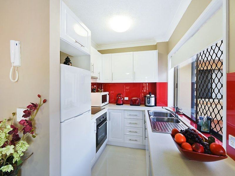 1/17 Frederick Street, Surfers Paradise QLD 4217
