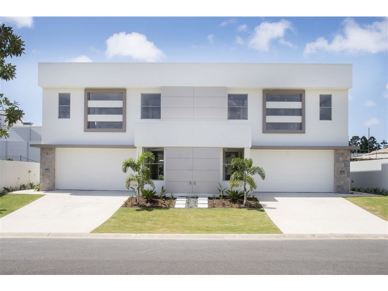 1&2/1063 Lakeview Terrace, Benowa QLD 4217