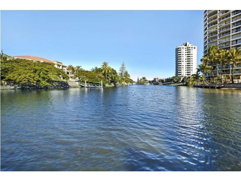 27/37 Peninsular Drive, Surfers Paradise QLD 4217