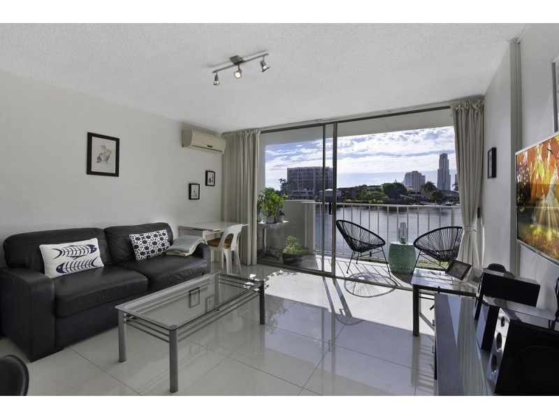 13/30 Watson Esplanade, Surfers Paradise QLD 4217